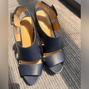 Like new conditions, just don’t have the tag never worn